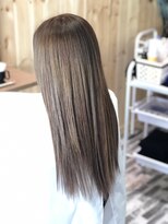 ルシール バイ アリア(Lucir by aria)&nbsp;ストレートグレージュカラー