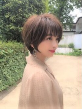 ロンド 表参道店(Lond) 【津賀雅也】大人美人ショートボブ　グレージュ