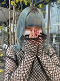 ライトブルーダブルカラーケアブリーチくびれミディ
