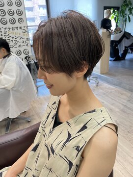 コワファーストナガサキシャンプーボーイ(COIFF1RST NAGASAKI SHAMPOO BOY) 大人可愛い20代30代40代黒髪前下がりショートボブ丸みショート◎