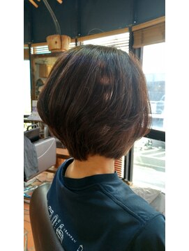 ロッソバイアルター 鎌取(ROSSO by aL-ter) マチルダボブ/ピンクベージュ/インナーグレージュ 石橋奈津子