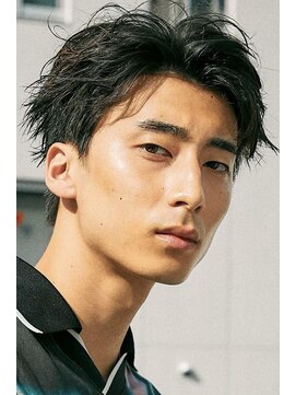 ノイ(noi) センターパートニュアンスパーマ刈り上げツーブロックメンズヘア