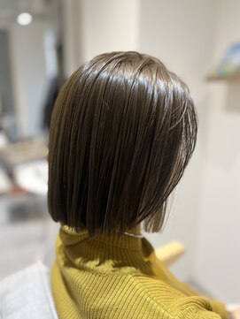 カルゥグラッシー(KALOU glassi) 透明感抜群◎グレージュインナー