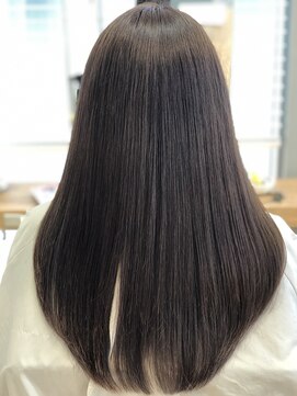 ヘアーアンドメイク アシュレ(Hair&Make assur'e) 艶髪ストレート