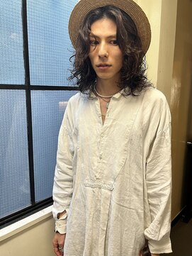 リンネ(Lin'ne) くせ毛ミディアム