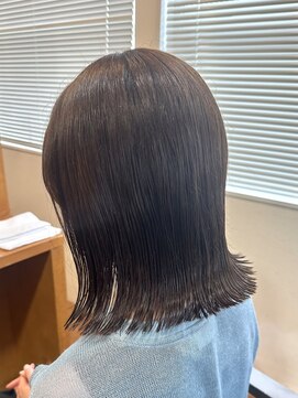 ブランシェ 小牧店(BRANCHE) ぱつっとミディアム×ブラウンベージュカラー【西尾】