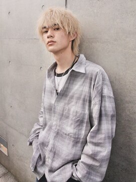 サンバレー(SUNVALLEY) センターパート ウルフ メンズカット ブリーチ