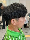 波巻きパーマメンズパーマメンズヘアツーブロックツイストパーマ