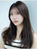 レイヤーカット薄めバング美髪オフィスヘア顔周りカット