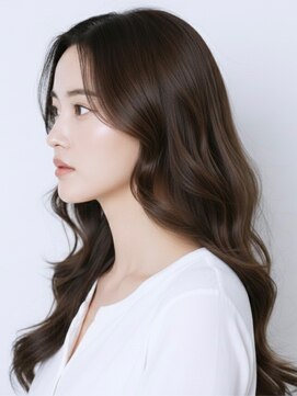 チョコブラウン×ゆる巻きロング韓国風