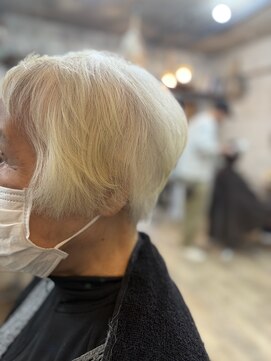 くらげ美容院 武蔵小杉 ロマンスグレー