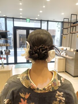 リーナ ビューティガーデン(LiNA BeautyGarden) アレンジ/ヘアアレンジ/セット/ヘアセット/カチモリ/卒業式ヘア