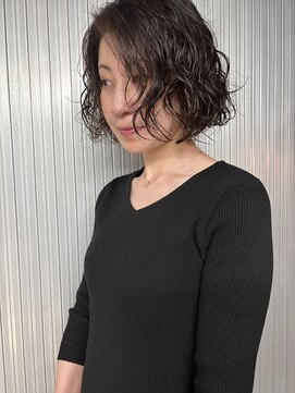 ヨロヘアー(YOLO hair) 大人女性 楽にスタイリング ボブパーマ デジタルパーマ