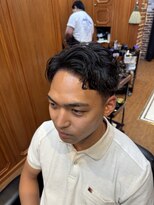 ミリオンバックス 神田店(Million Bucks)&nbsp;大人メンズのニュアンスパーマ【men's/神田/barber/床屋】