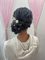 ベルグロー 北新地(BELLEGROW)&nbsp;低めシニヨン｜梅田・北新地ヘアセット