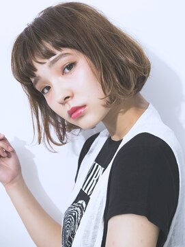 キラ 渋谷(KILLA) 眉上バングでモード×クラシカルボブ【Killa原宿】