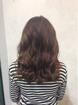 花鳥風月トータルビューティー ローレイヤースタイル