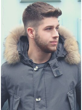 ジジバイワースホワイル(jiji by WORTH WHILE) デビット・ベッカム　風　アップバング