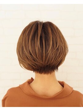 グリュック(GLUCK) ☆お手入れ簡単ショートボブ☆