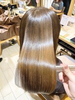 プラグ バイ ネオリーブ(plug by neolive)&nbsp;大人ガーリー/チョコレート×髪質改善 [髪質改善/縮毛矯正韓国mi