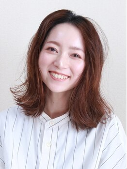 ヘアー アンド ビューティー リル(rille)の写真/【白髪は隠さず明るく染めて楽しむ！】マイナスに捉えがちな白髪も、デザインの一部として楽しめます♪