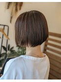 肩上ボブ　秋色のベージュブラウン
