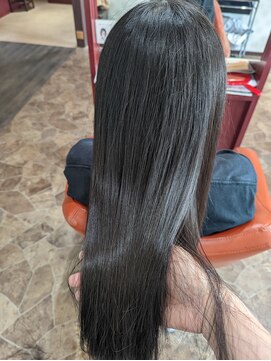 色髪美人 サハサラストレート