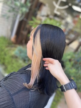 エマ(EMMA) インナーカラー×ホワイトベージュ  【EMMA/浜町】 yui