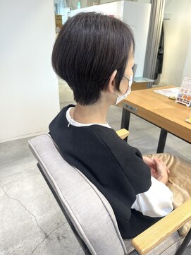 ルイス 宝塚(Luis) 大人可愛い20代30代40代 大人かっこいいショートスタイル