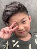 メンズサロン キング 枚方店(Men’s salon K!ng)&nbsp;波巻きツイストスパイラルパーマ/フェザーパーマ/眉毛/メンズ