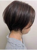 丸みシルエットの上品ハンサムショート