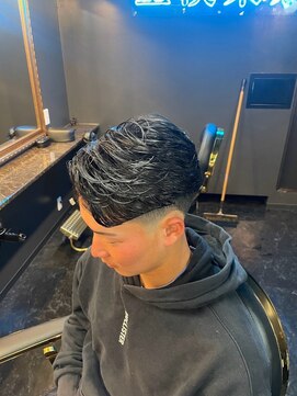 キングスマン トーキョー 国分寺(KINGSMAN TOKYO) フェザーパーマ