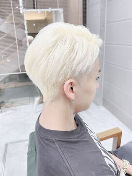 デイズ(days) ホワイトブロンド/スパイキーショート