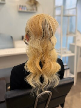 マーリー(marlee) ハーフポニー