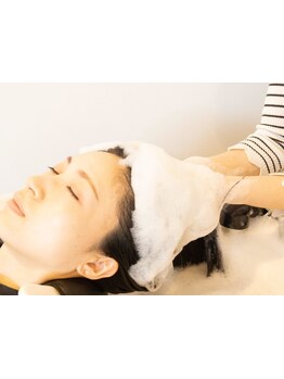 [高田馬場駅1分]日々の疲れを癒す、極上のヘッドスパ[高田馬場＜理容室＞メンズ/パーマ]