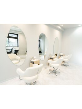 【10月NEW OPEN＊】モノトーン基調で落ち着いた空間◇都内に行かなくても、お洒落で可愛いが叶うサロン＊