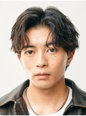 メンズセンターパート七三分けパートニュアンスパーマ刈り上げ
