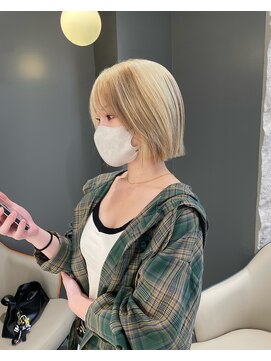 ノル 栄矢場町(nol) ローライトデザイン 切りっぱなしボブ