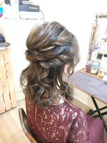 ロカット サロン(Roquat Salon)&nbsp;カジュアルハーフアップアレンジ【ヘアセット　立川/立川南/袴】