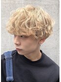 【外国人風刈り上げ&前下がりショートマッシュ】