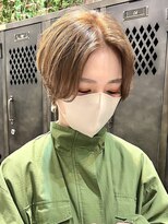 ラフ 新宿(Laff)&nbsp;ハンサムショートショートボブセンターパートハイライトカラー