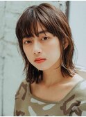 20代.30代.40代ミディアム外ハネ ミディアムレイヤー 後れ毛