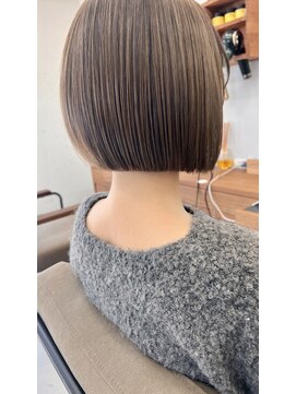 ライカ(laica) 10代20代30代40代小顔似合わせボブショート天六美容室天満美容室