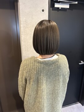 ブルーメ(Blume...) 切りっぱなしボブ/グレージュ/アンブレラカラー