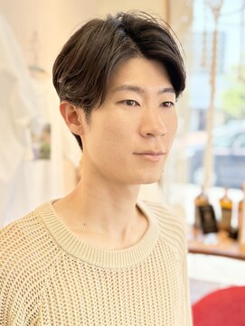 ビュートリアム 福岡(BEAUTRIUM) ナチュラルな雰囲気の、大人のセンターパート