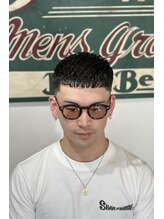 リルホビーズメンズグルーミング(Lil Hobbys Men's Grooming) ＜理容室＞＜バーバー＞クロップアイロンパーマ