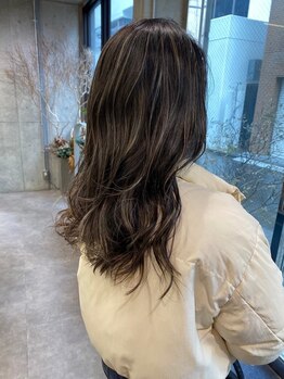 クラム(clam.)の写真/【9時OPEN/経堂駅徒歩1分】大人女子に大人気のclam. ダメージレスカラーで透明感とツヤ感を！