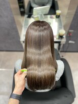 シンシア ドゥエ 新宿(CYNTHIA DUE)&nbsp;【CYNTHIA/irisu】ココアベージュ /波巻きツイストスパイラル