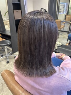 切りっぱなしボブハイライト