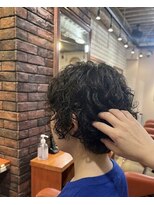 ヘアメイク フレンシア(hair make flencia)&nbsp;無造作なカールが躍動する、都会派ワイルドボブ【266スタイル】
